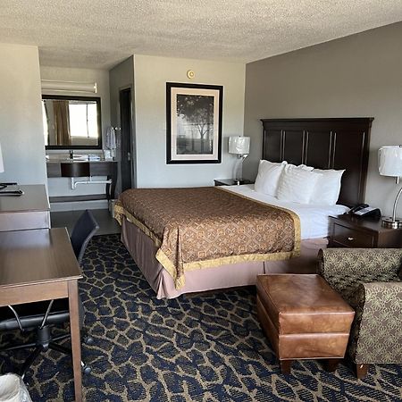 Saint James Greenlight Inn & Suites St James מראה חיצוני תמונה