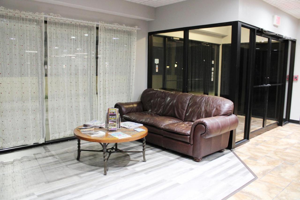 Saint James Greenlight Inn & Suites St James מראה חיצוני תמונה