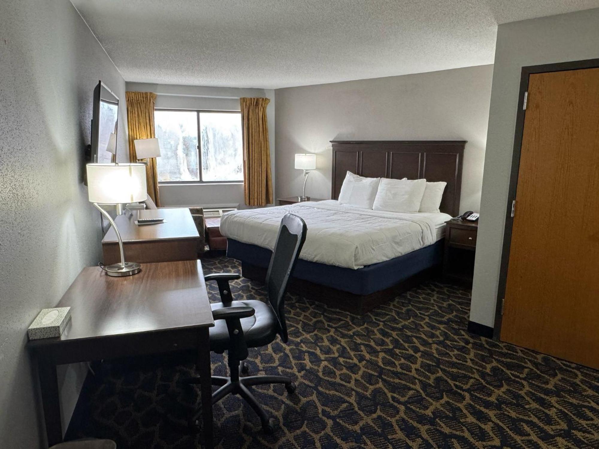 Saint James Greenlight Inn & Suites St James מראה חיצוני תמונה