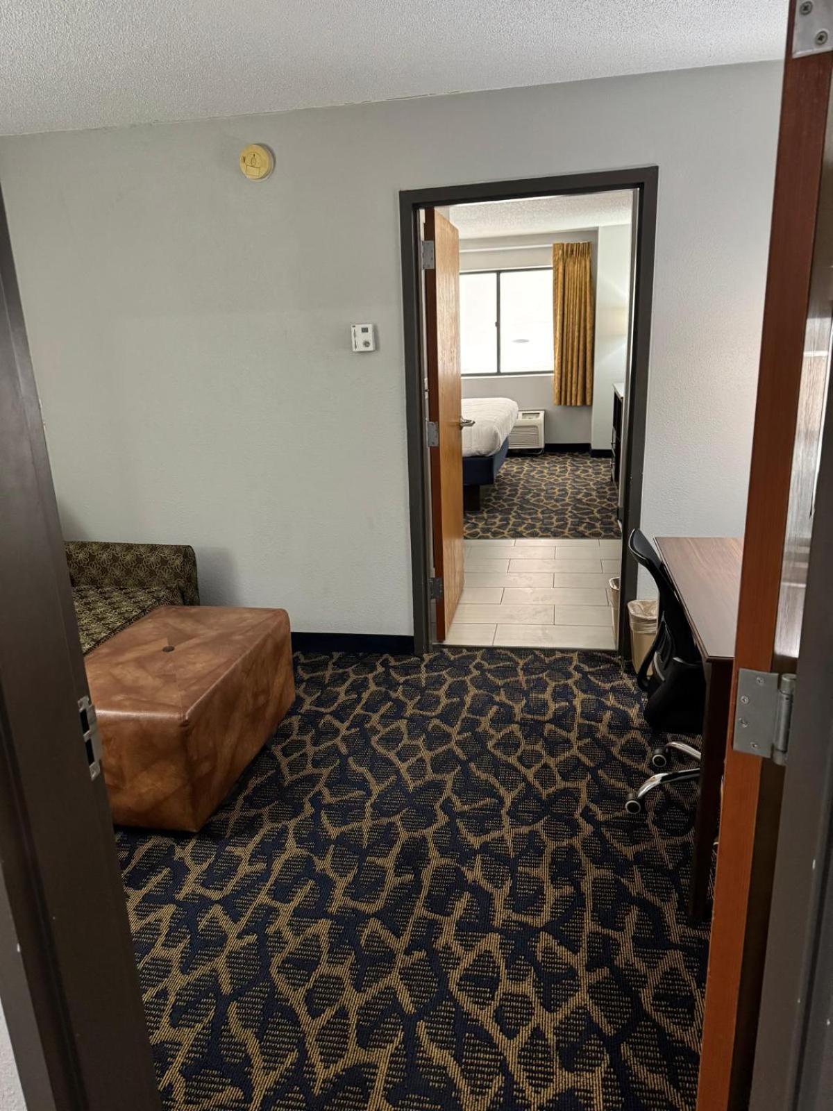 Saint James Greenlight Inn & Suites St James מראה חיצוני תמונה