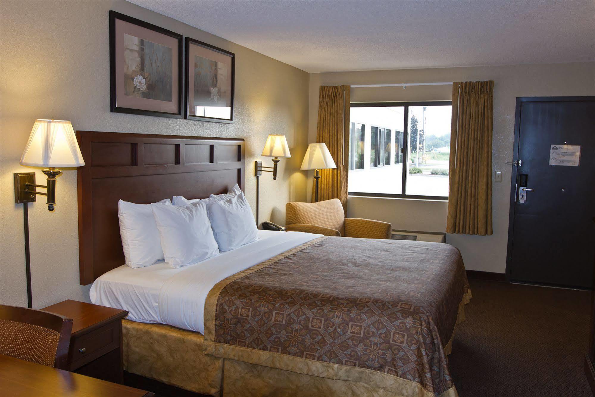 Saint James Greenlight Inn & Suites St James מראה חיצוני תמונה