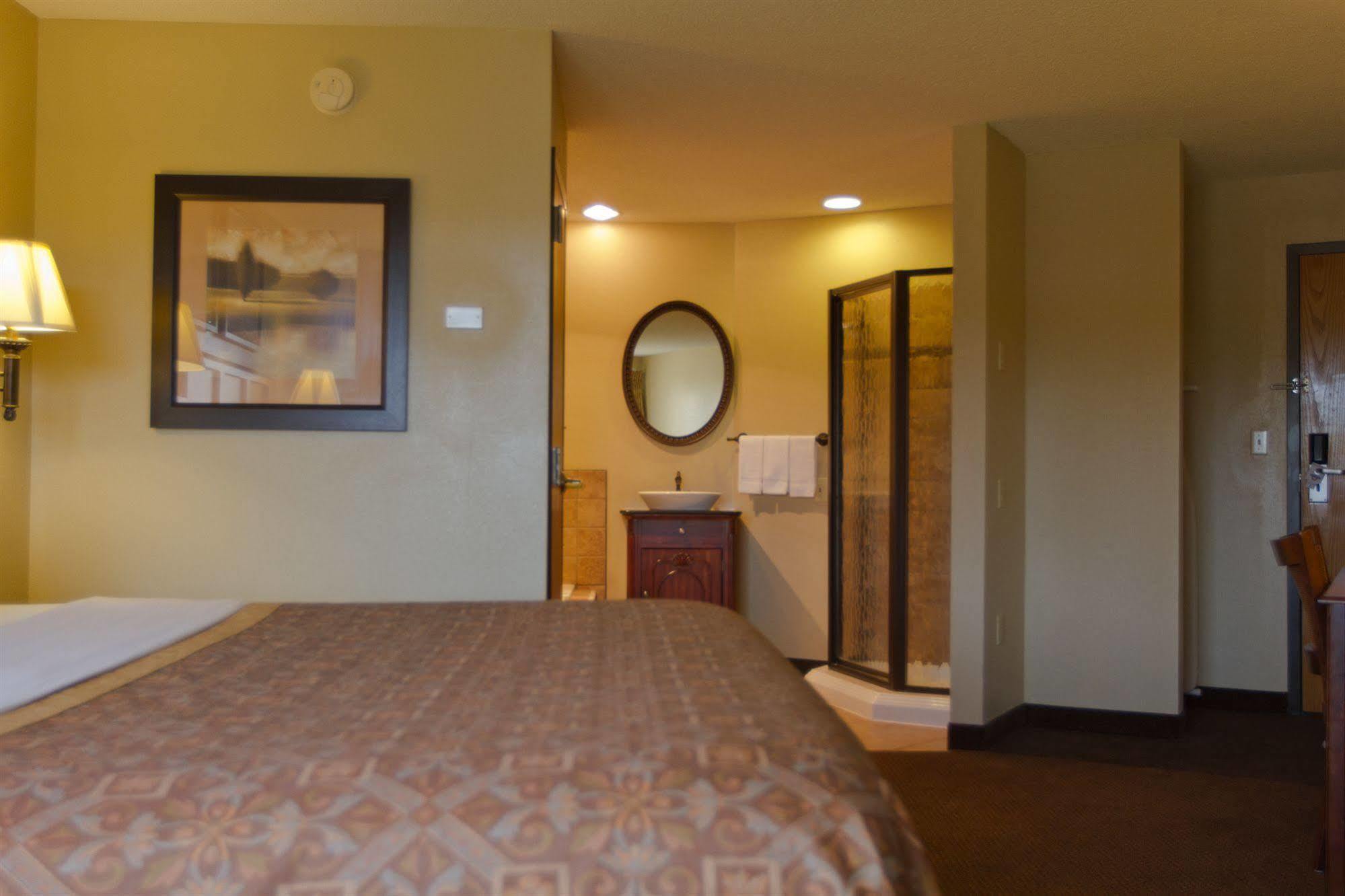 Saint James Greenlight Inn & Suites St James מראה חיצוני תמונה